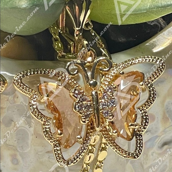 Blush Pink Butterfly set (gold plated) - Picture 5 of 8